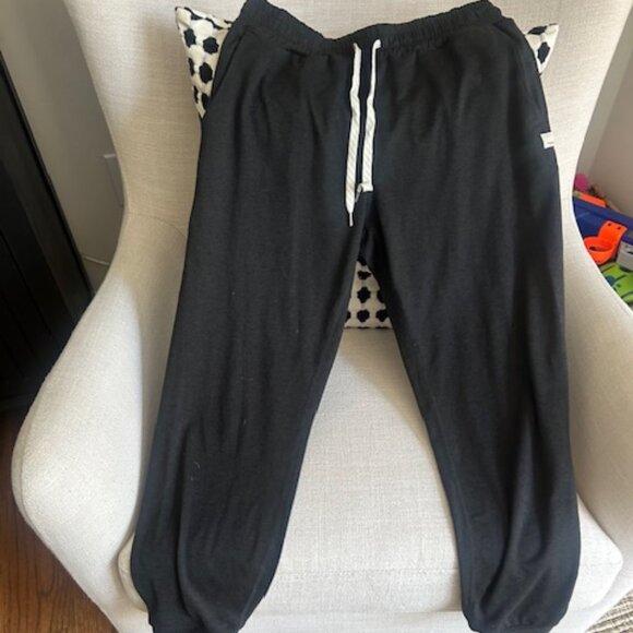 Vuori Performance Joggers small - Black - Picture 2 of 3
